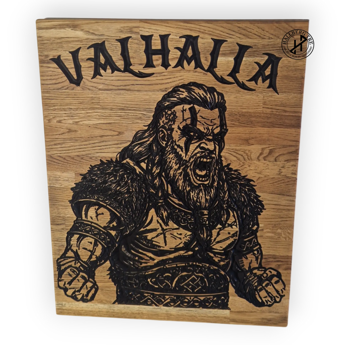 Viking-skilt i eik med brølende viking, sett forfra