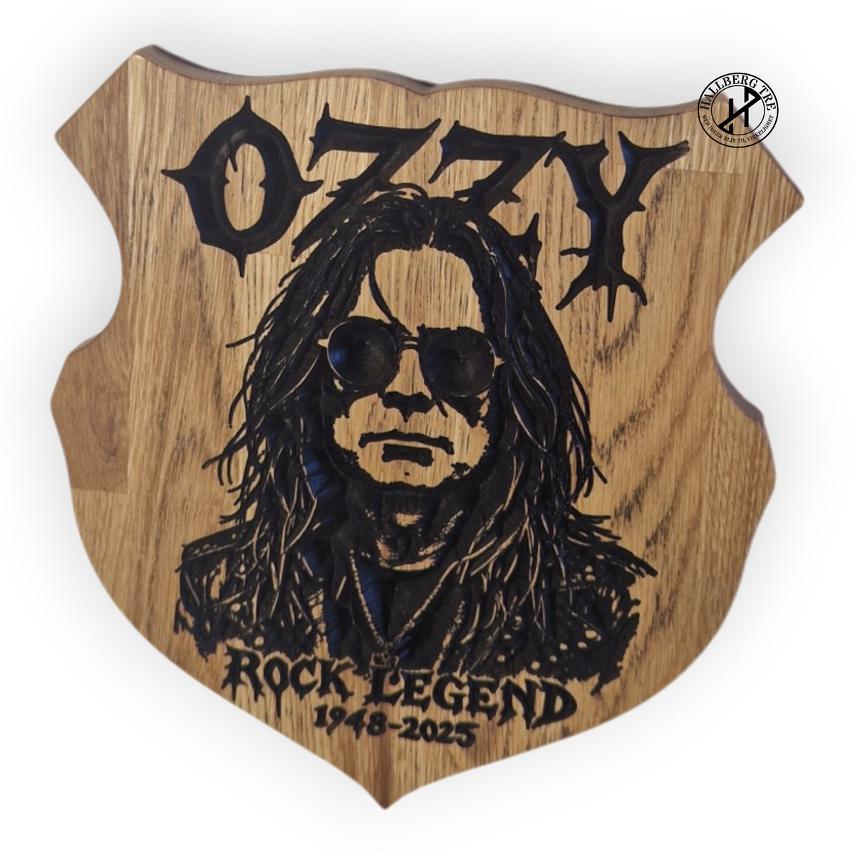 Ozzy skilt i eik forfra